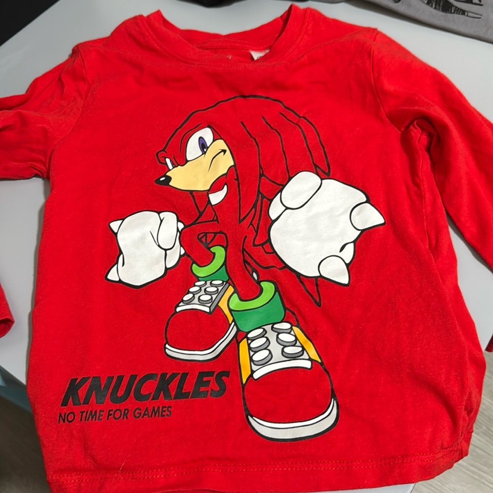 Sonic knuckles shirt